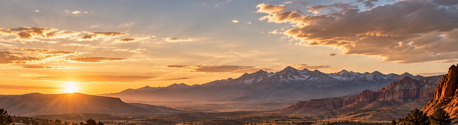 Paysage de l'Ouest américain au coucher du soleil